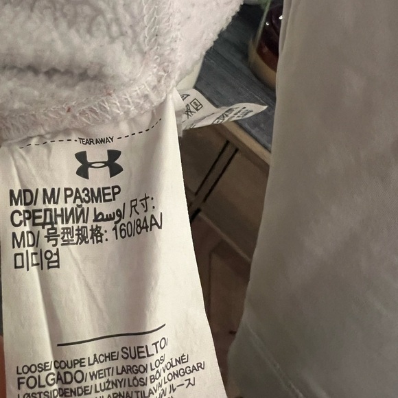 Under armor red white and blue hooded sweatshirt - Picture 3 of 4